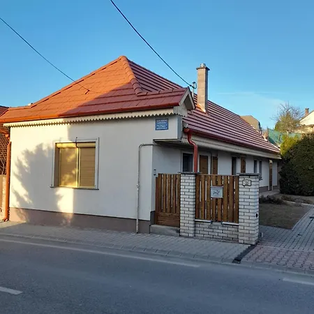 Falusi Vendeghaz Etyek Exterior photo