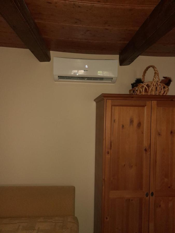 Apartment Falusi Vendeghaz *